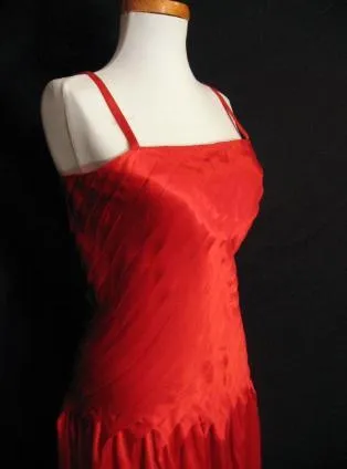 70s Women's Dress Vintage Disco Dance Red Satin Handkerchief Hem Small VFG