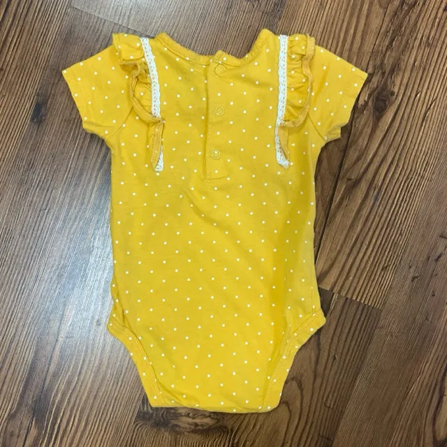 Carter's SIZE 12 Months Onesie