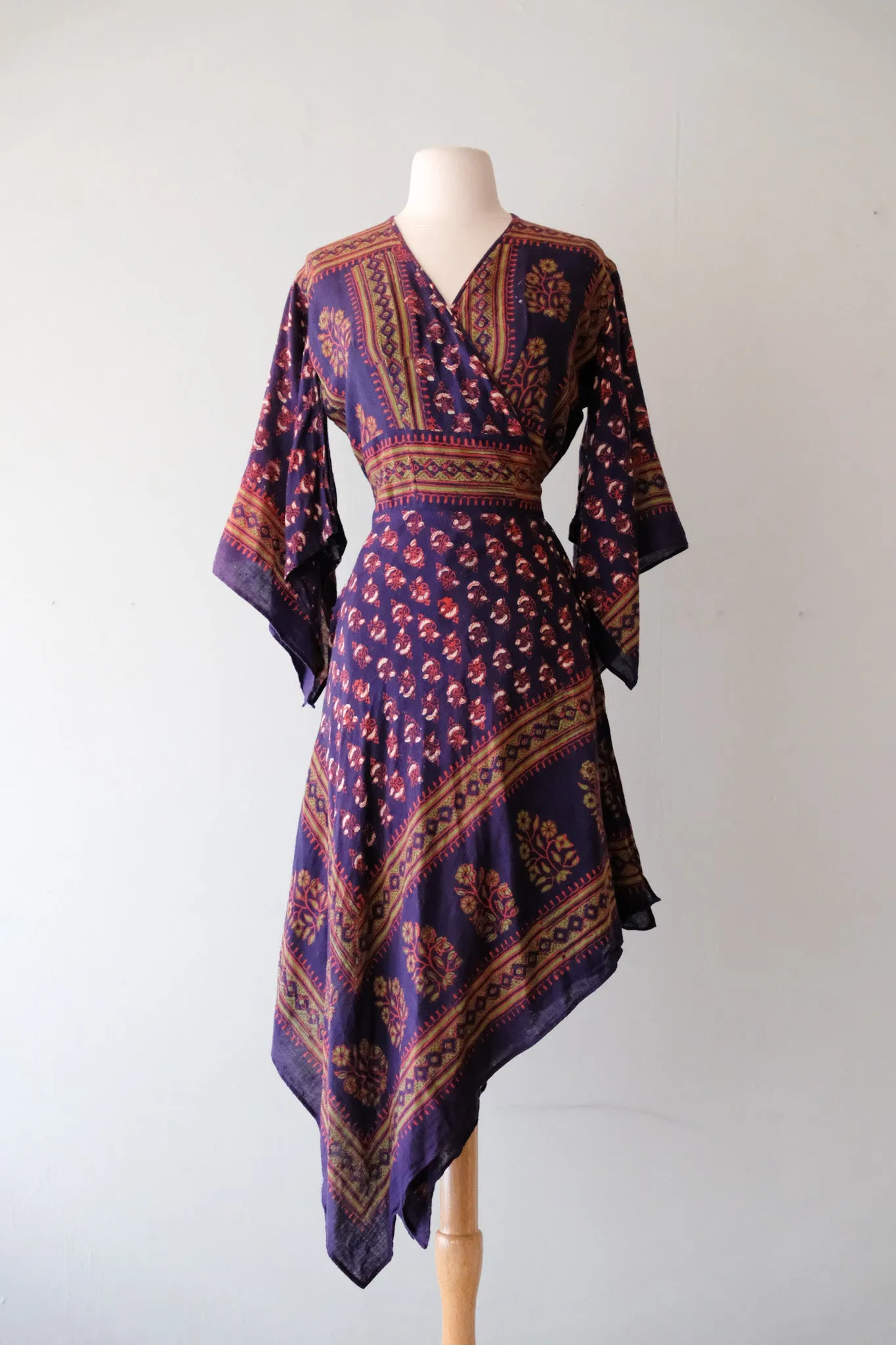 Coolest 1970's Floral Printed Made in India Wrap Dress/ Sz M