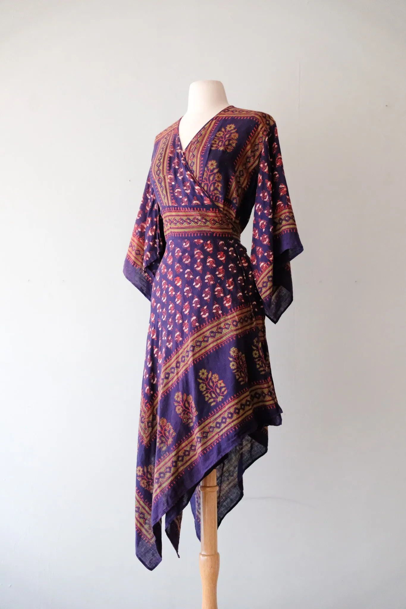 Coolest 1970's Floral Printed Made in India Wrap Dress/ Sz M