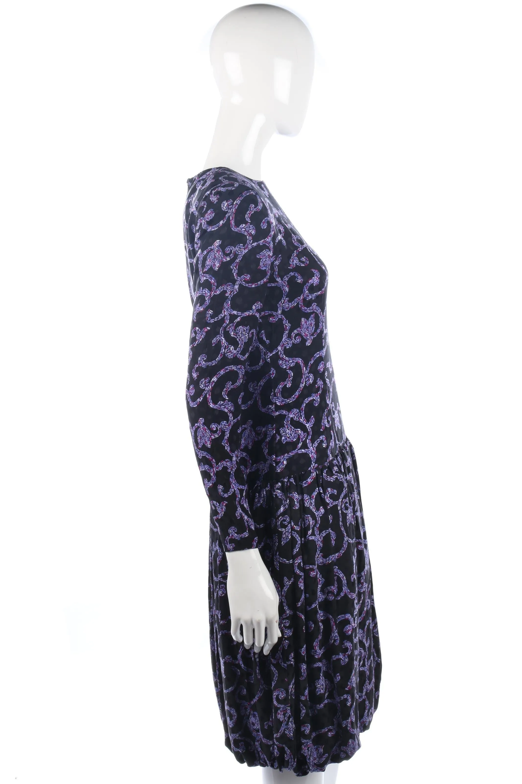 Fabulous vintage  Maggy London 1980's silk dress size S