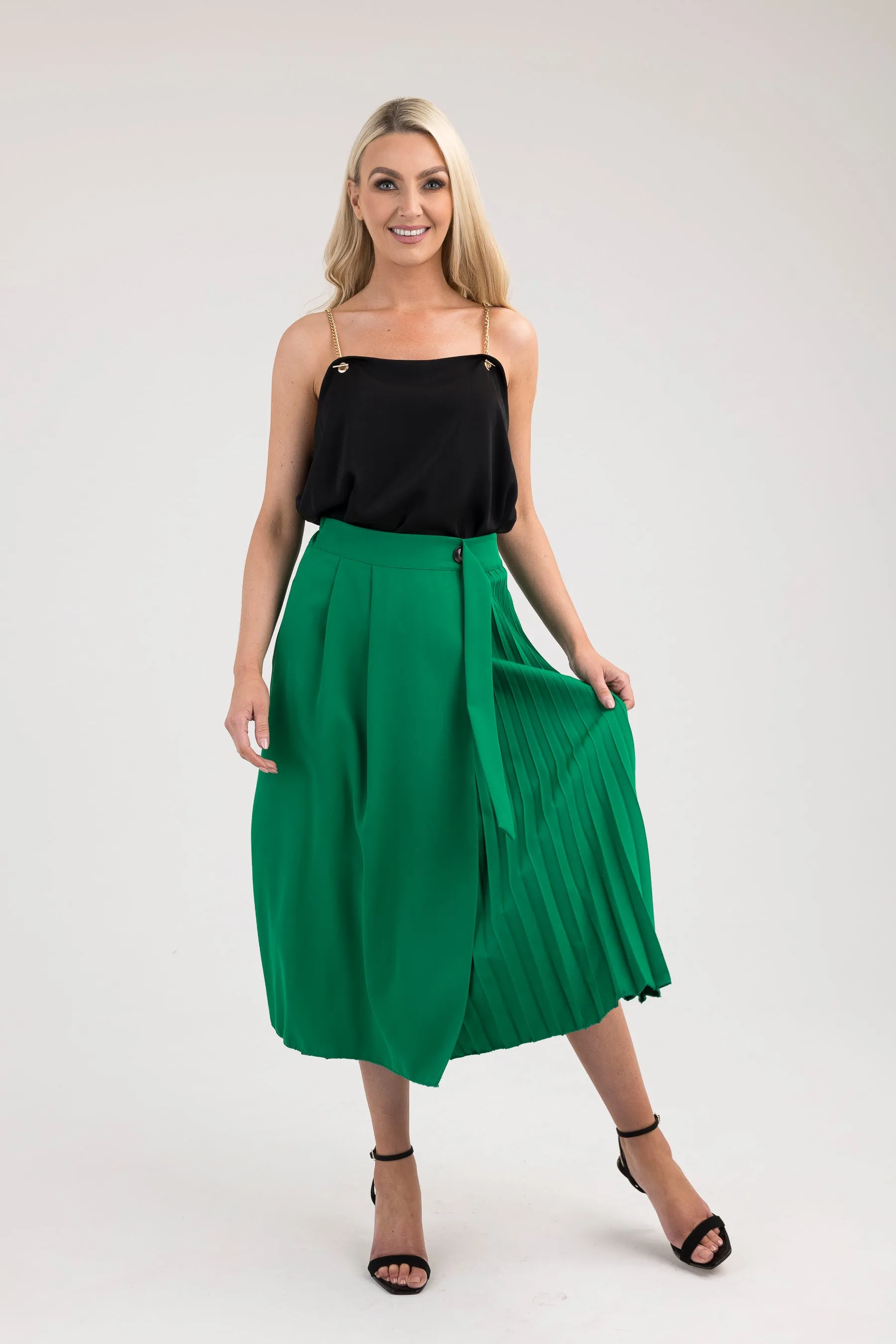 Izzy pleated skirt