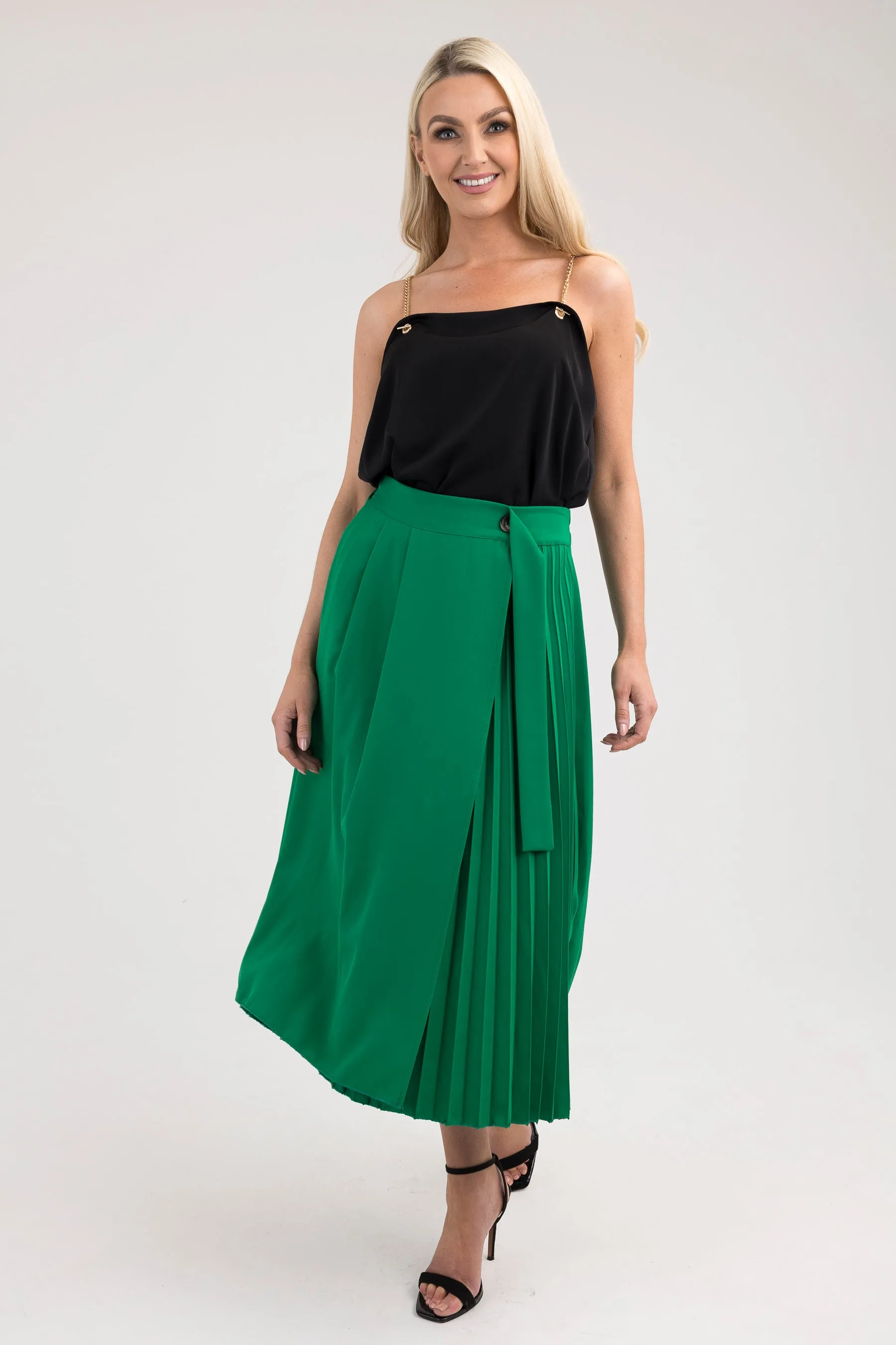 Izzy pleated skirt