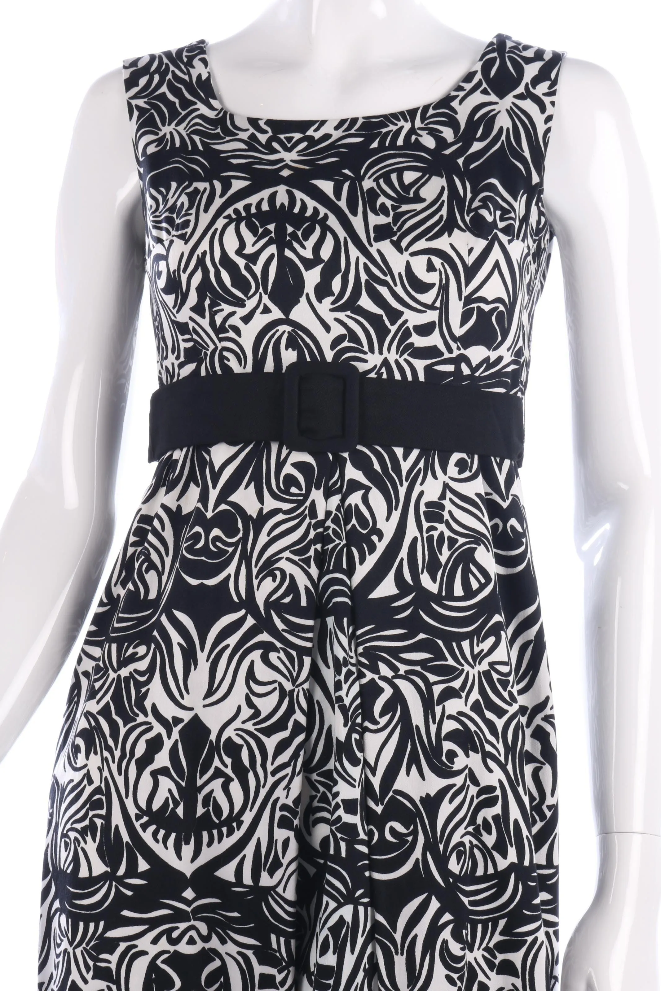 Lovely vintage black and white cotton dress size 10