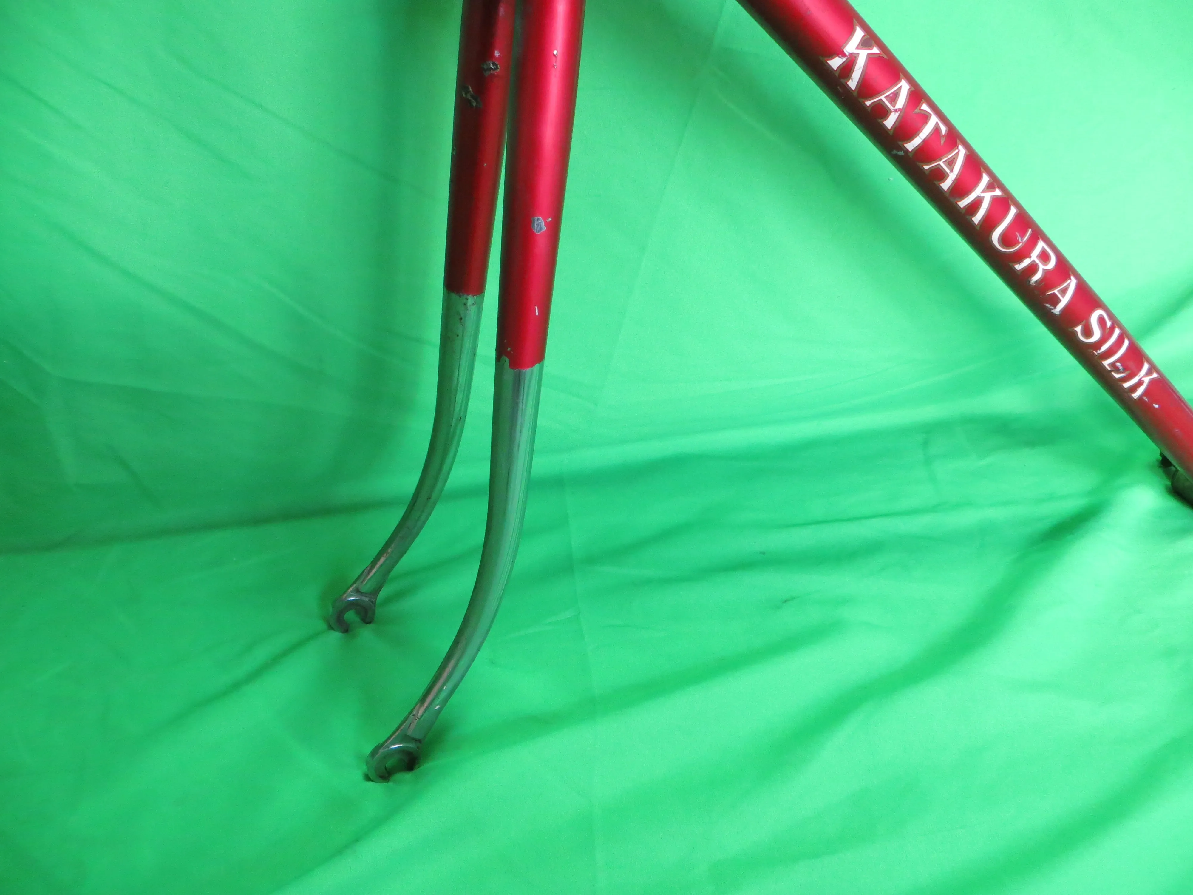 Super Rare! Vintage 1973 Katakura Silk // Candy Red/ Chrome Plated  // 51cm