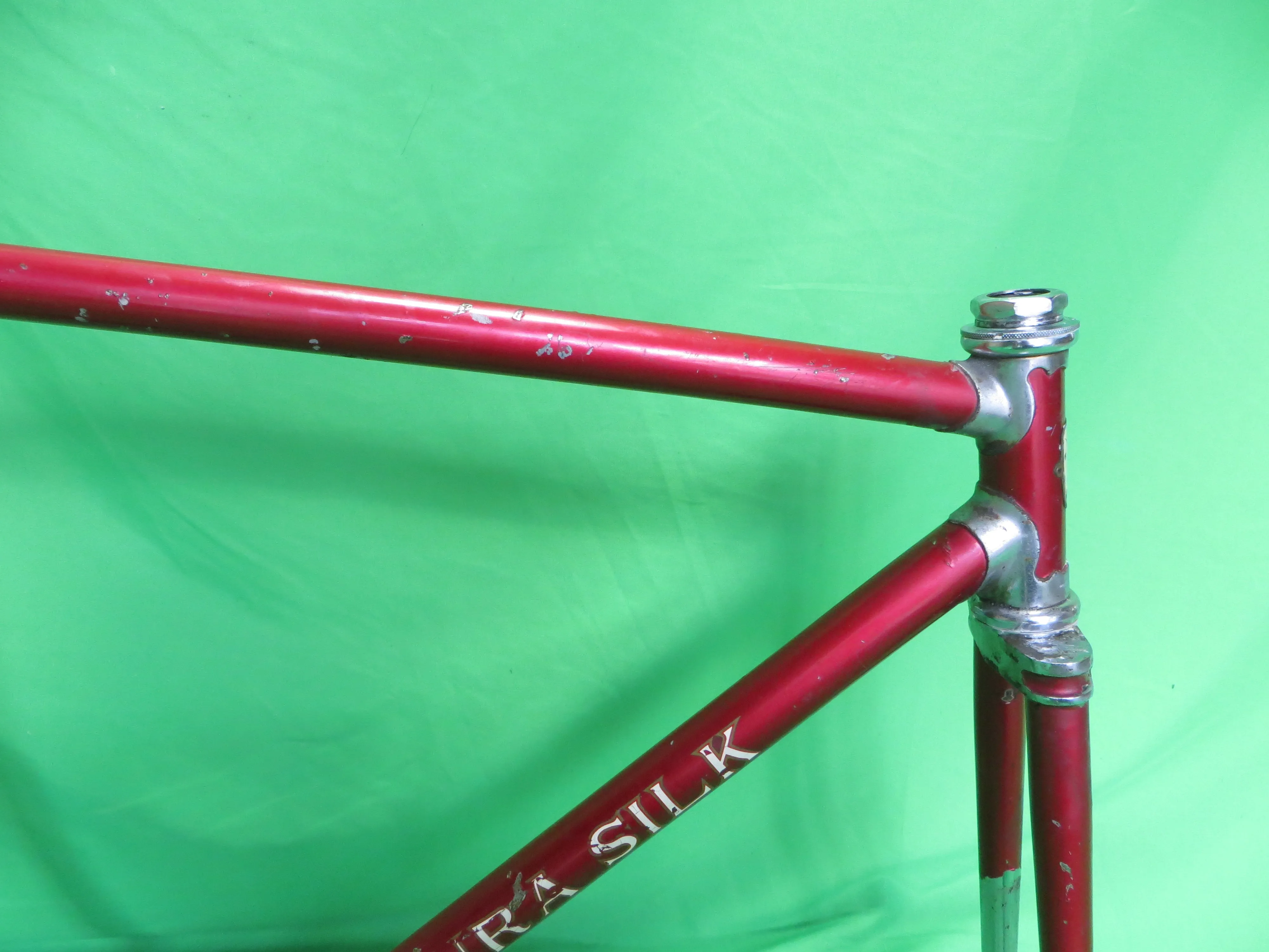 Super Rare! Vintage 1973 Katakura Silk // Candy Red/ Chrome Plated  // 51cm