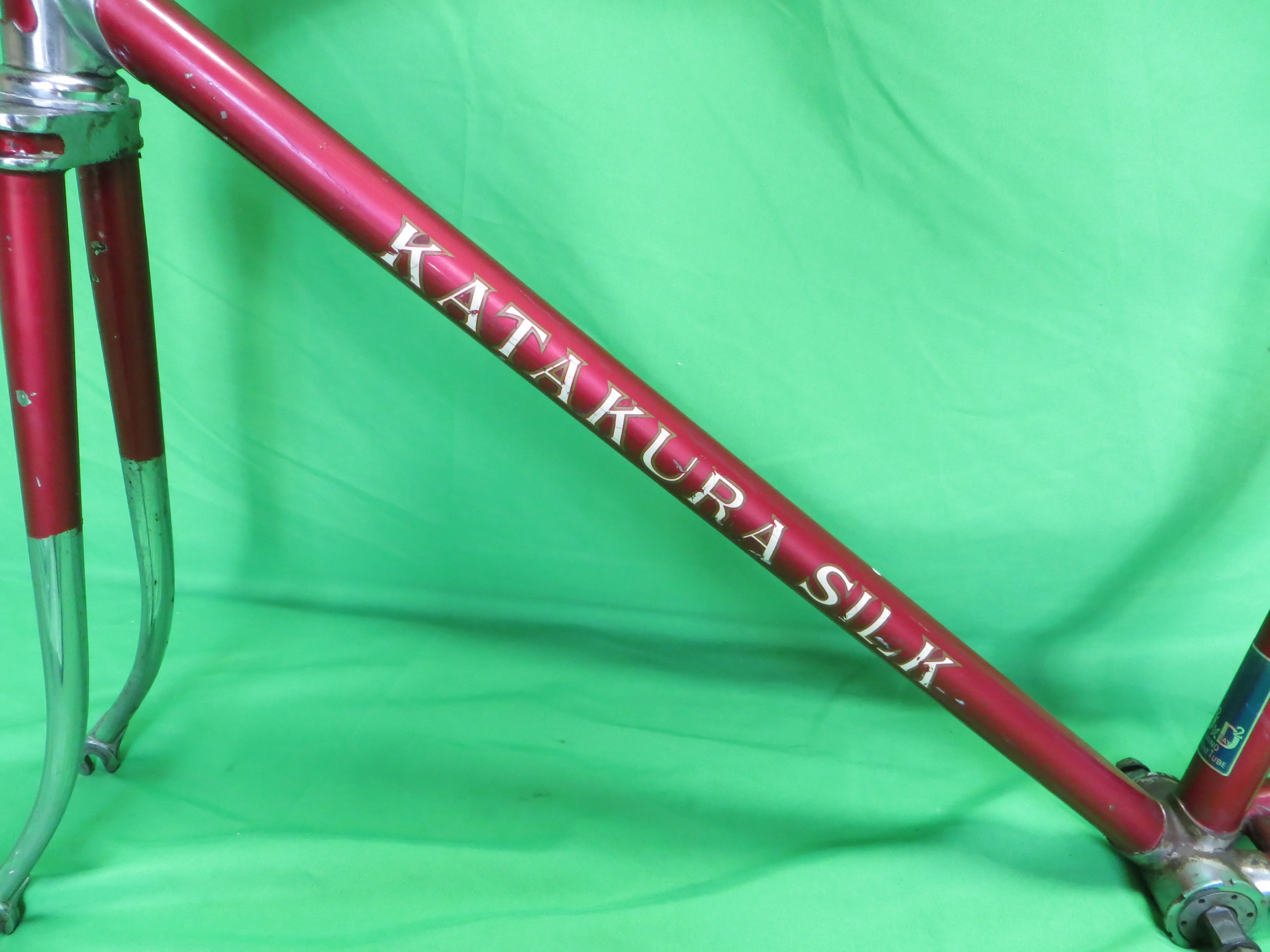 Super Rare! Vintage 1973 Katakura Silk // Candy Red/ Chrome Plated  // 51cm