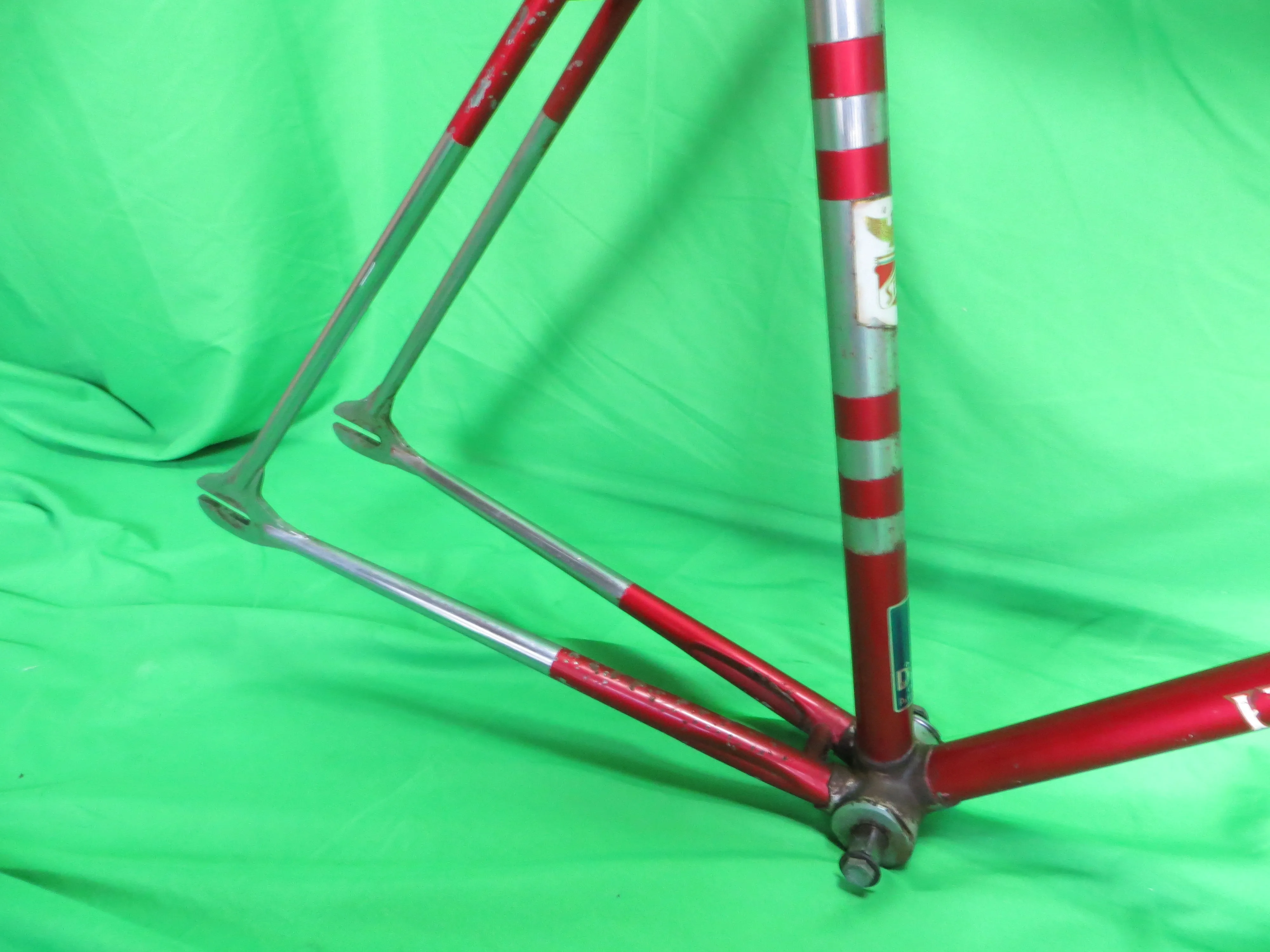 Super Rare! Vintage 1973 Katakura Silk // Candy Red/ Chrome Plated  // 51cm