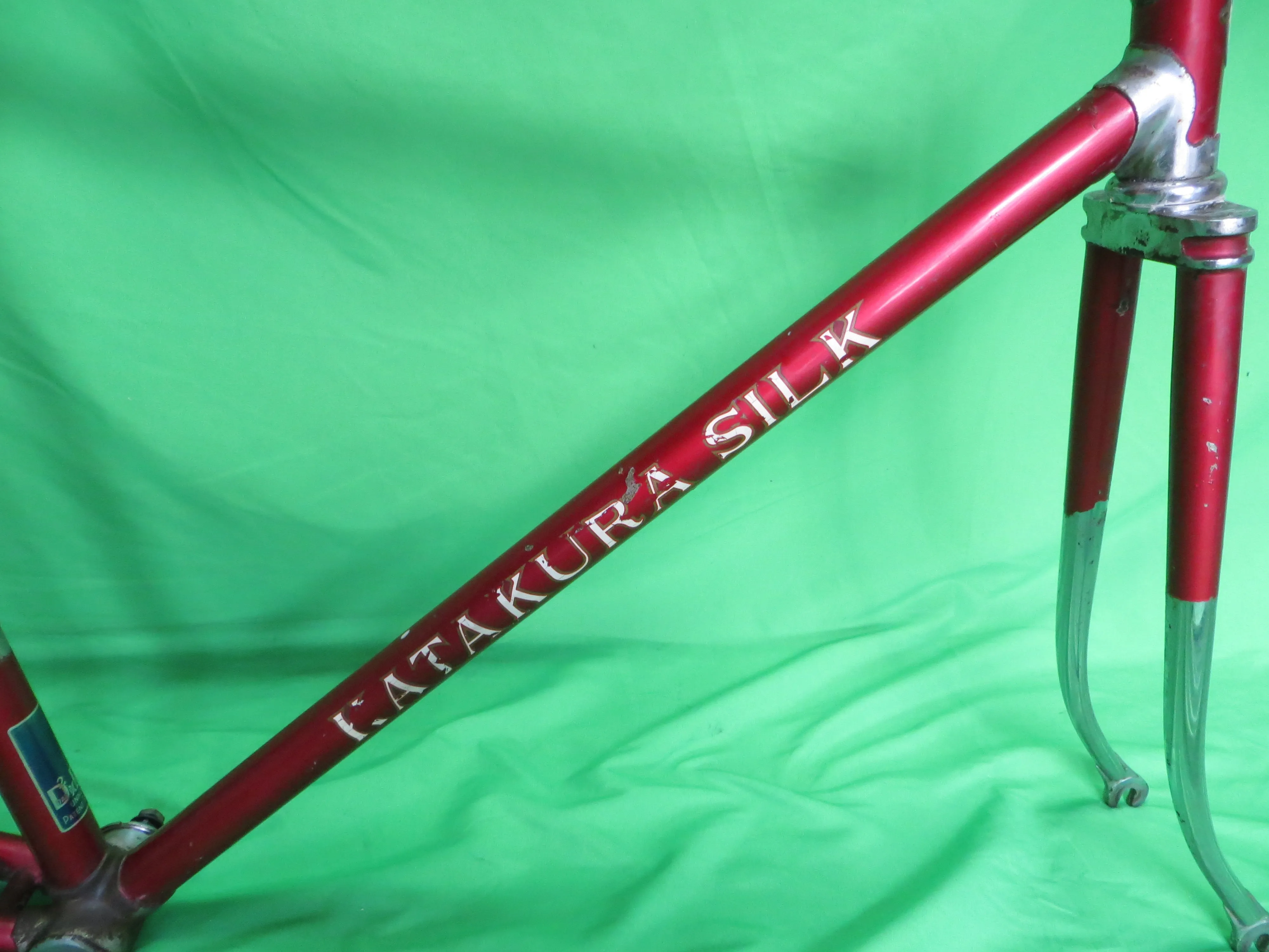 Super Rare! Vintage 1973 Katakura Silk // Candy Red/ Chrome Plated  // 51cm