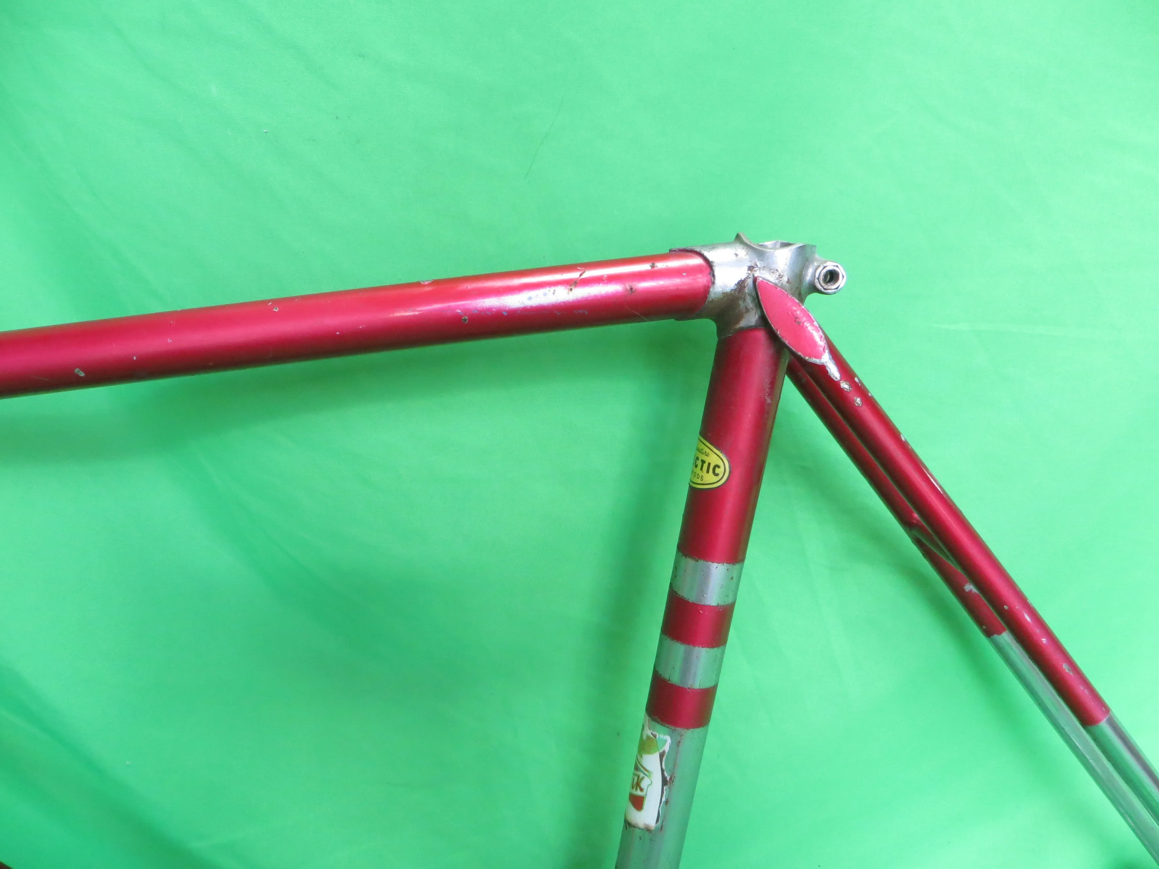 Super Rare! Vintage 1973 Katakura Silk // Candy Red/ Chrome Plated  // 51cm