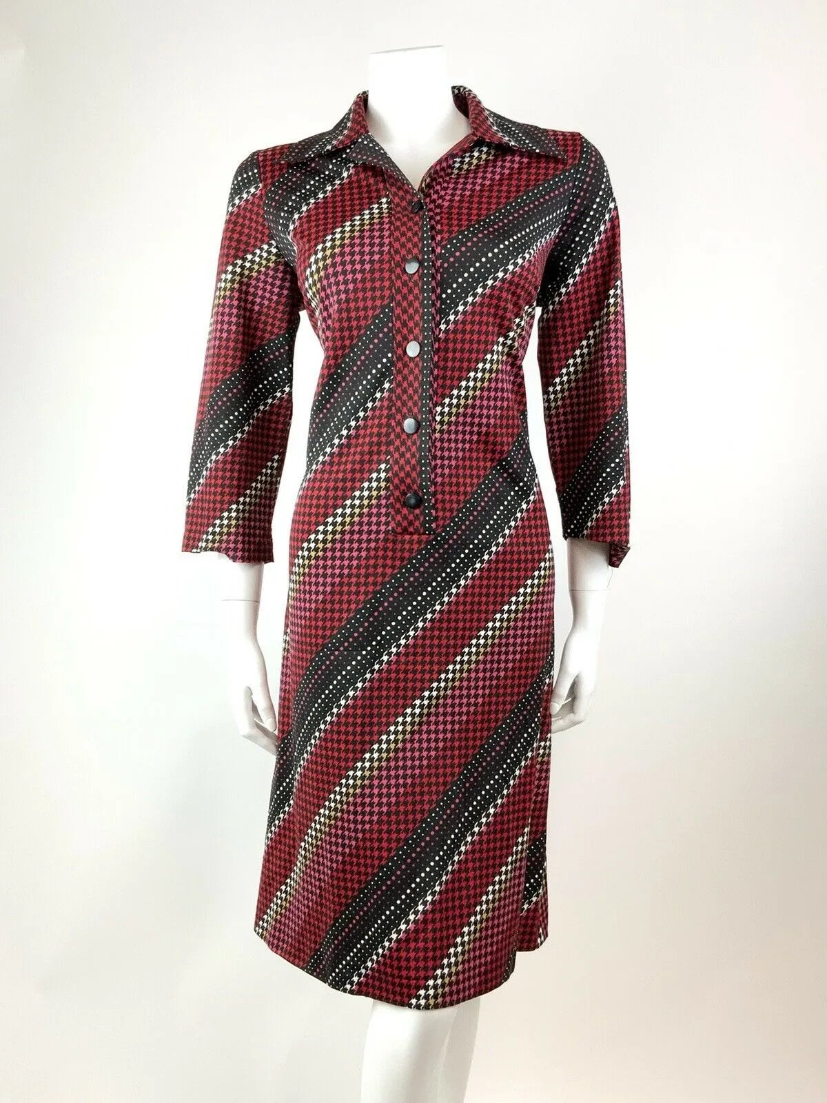 VINTAGE 60s 70s BLACK RED PINK WHITE GEOMETRIC HOUNDSTOOTH DAGGER SHIRT 14 16