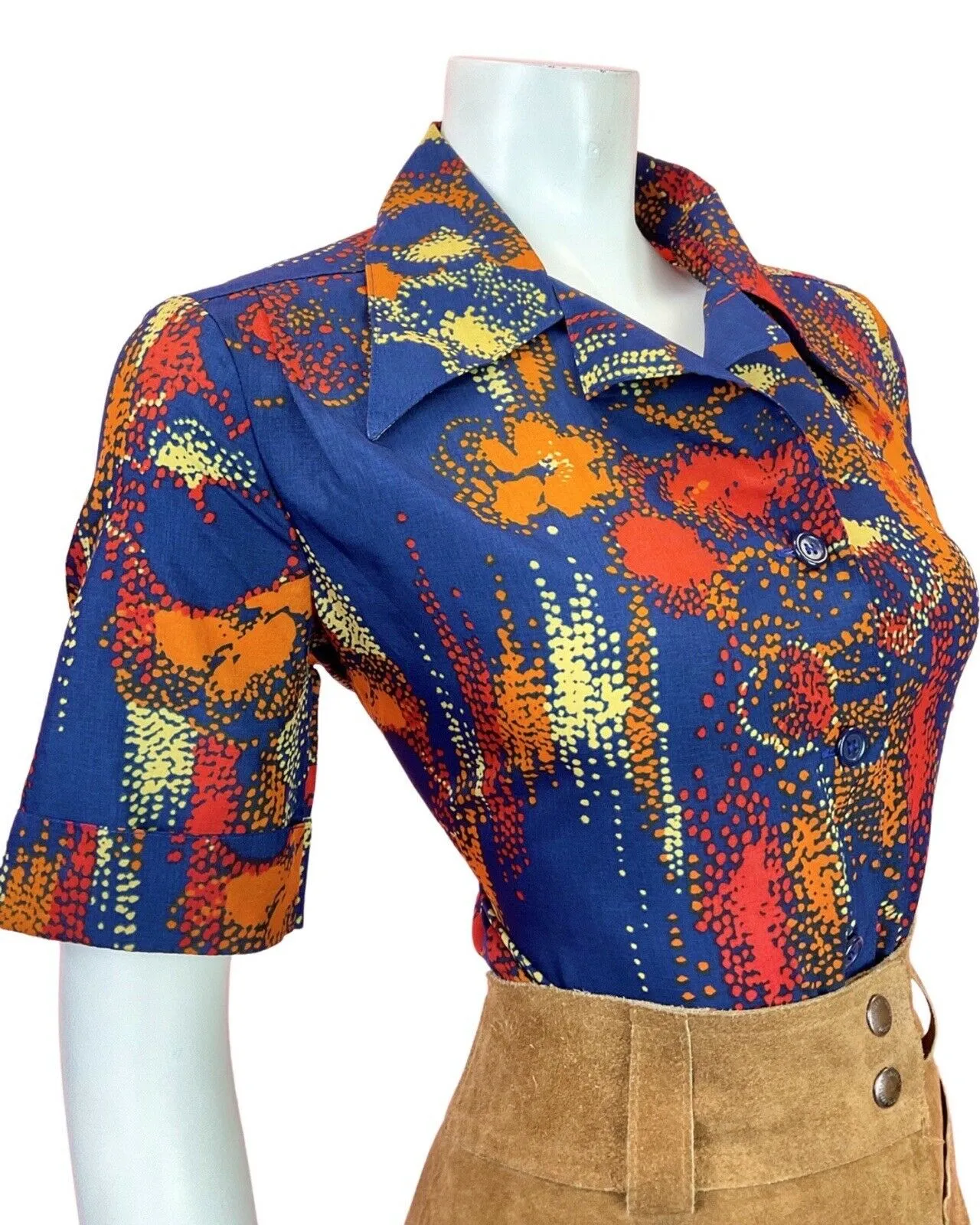 VINTAGE 60s 70s BLUE RED ORANGE PSYCHEDELIC ABSTRACT DOTTY MOD BLOUSE TOP 16