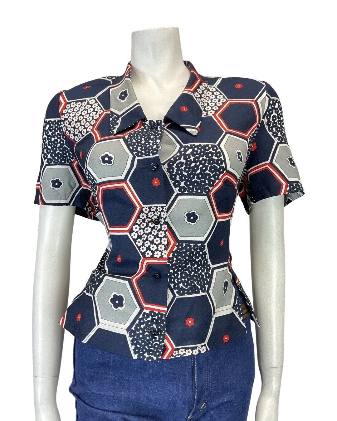 VINTAGE 60s 70s BLUE WHITE RED DAISY FLOWER HEXAGON MOD SHORT BLOUSE 12 14