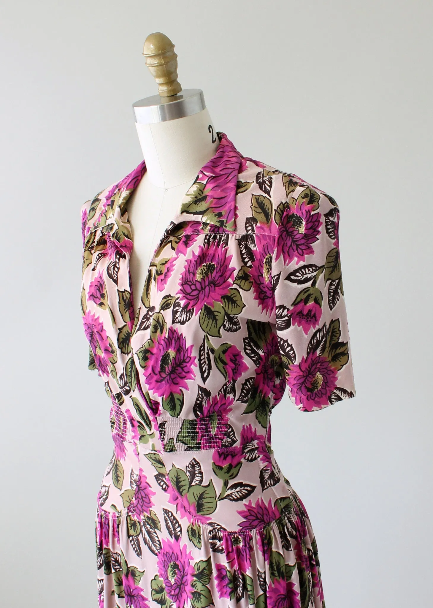 Vintage Early 1940s Fuchsia Floral Jersey Day Dress