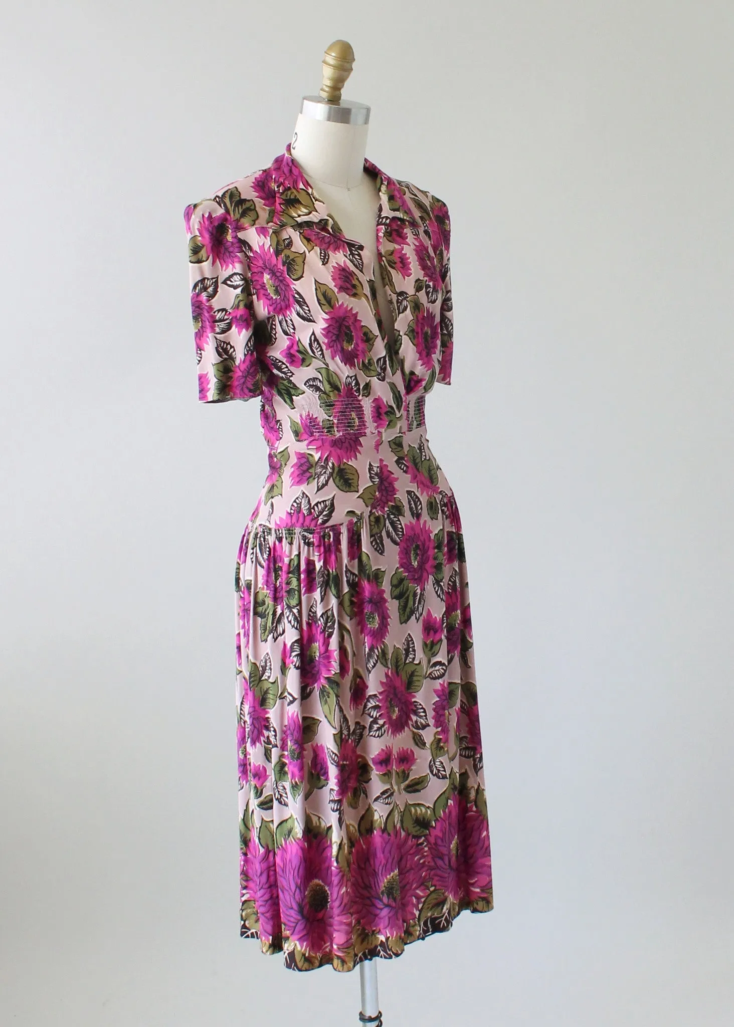 Vintage Early 1940s Fuchsia Floral Jersey Day Dress